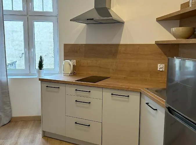 Piotrkowska 277 Z Bezplatnym Parkingiem Apartment